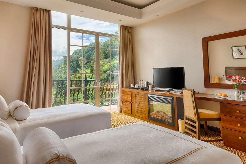 The Golden Ridge Hotel Nuwara Eliya Room photo