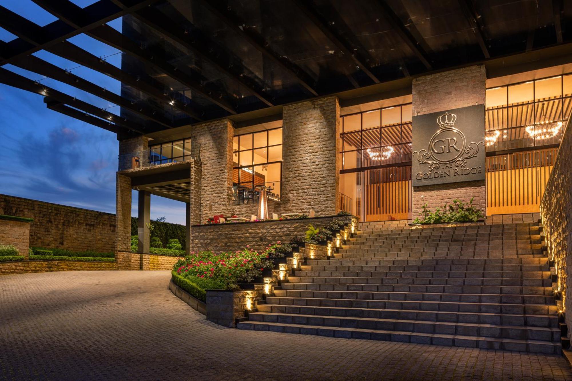 The Golden Ridge Hotel Nuwara Eliya Exterior photo