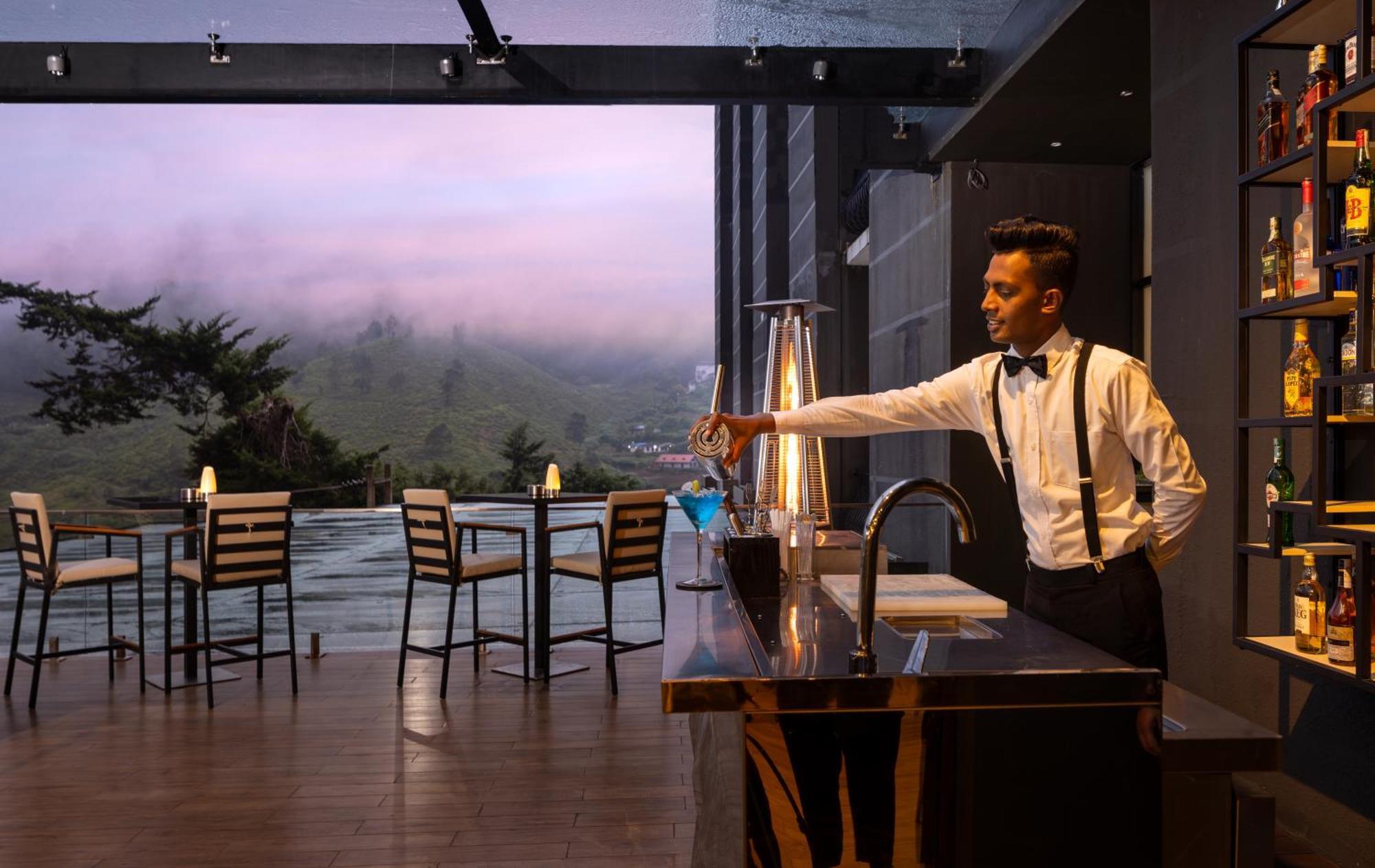 The Golden Ridge Hotel Nuwara Eliya Exterior photo